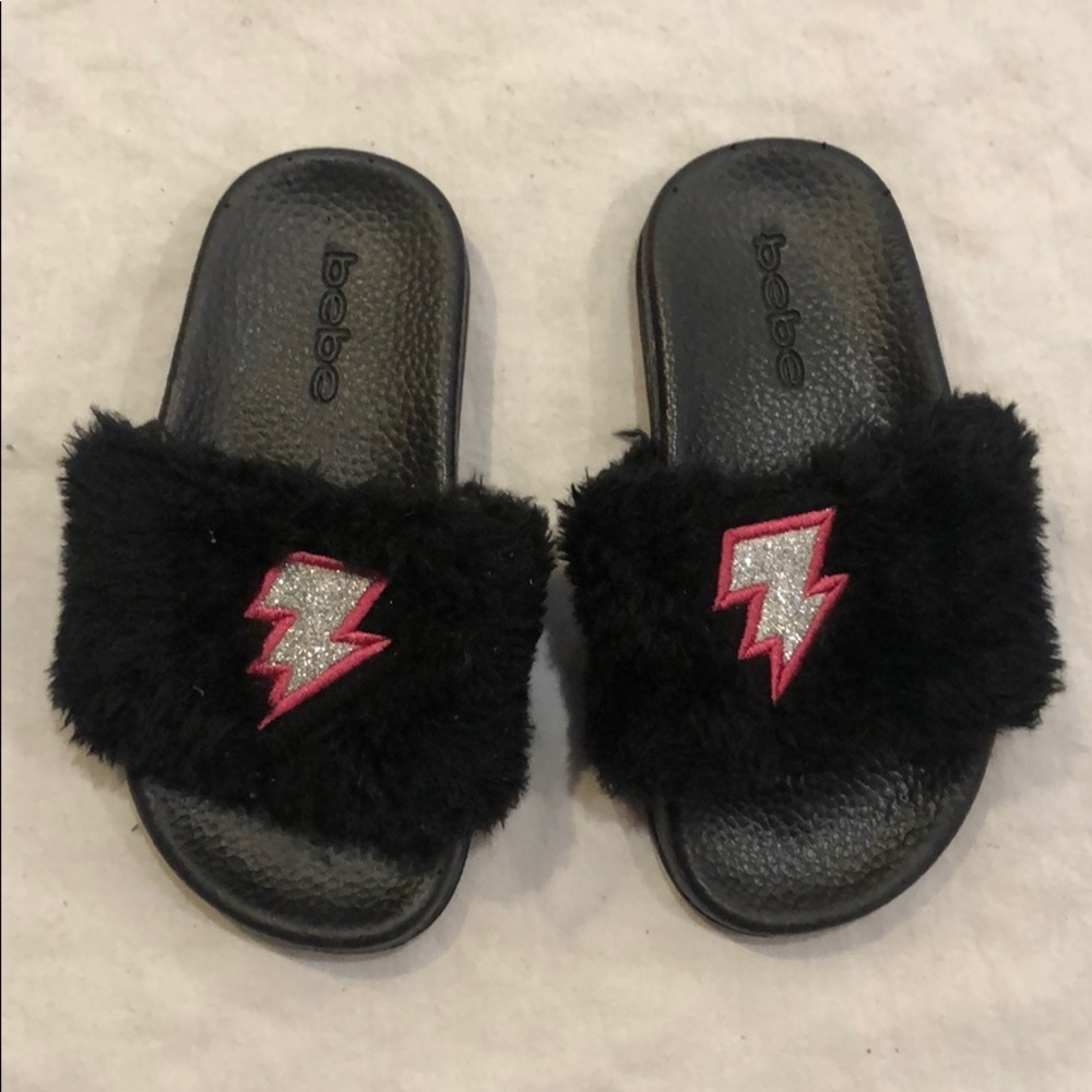 Bebe fur slides